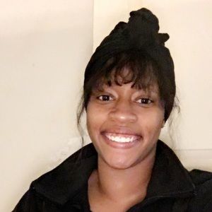 Meet your Posher, Nikki